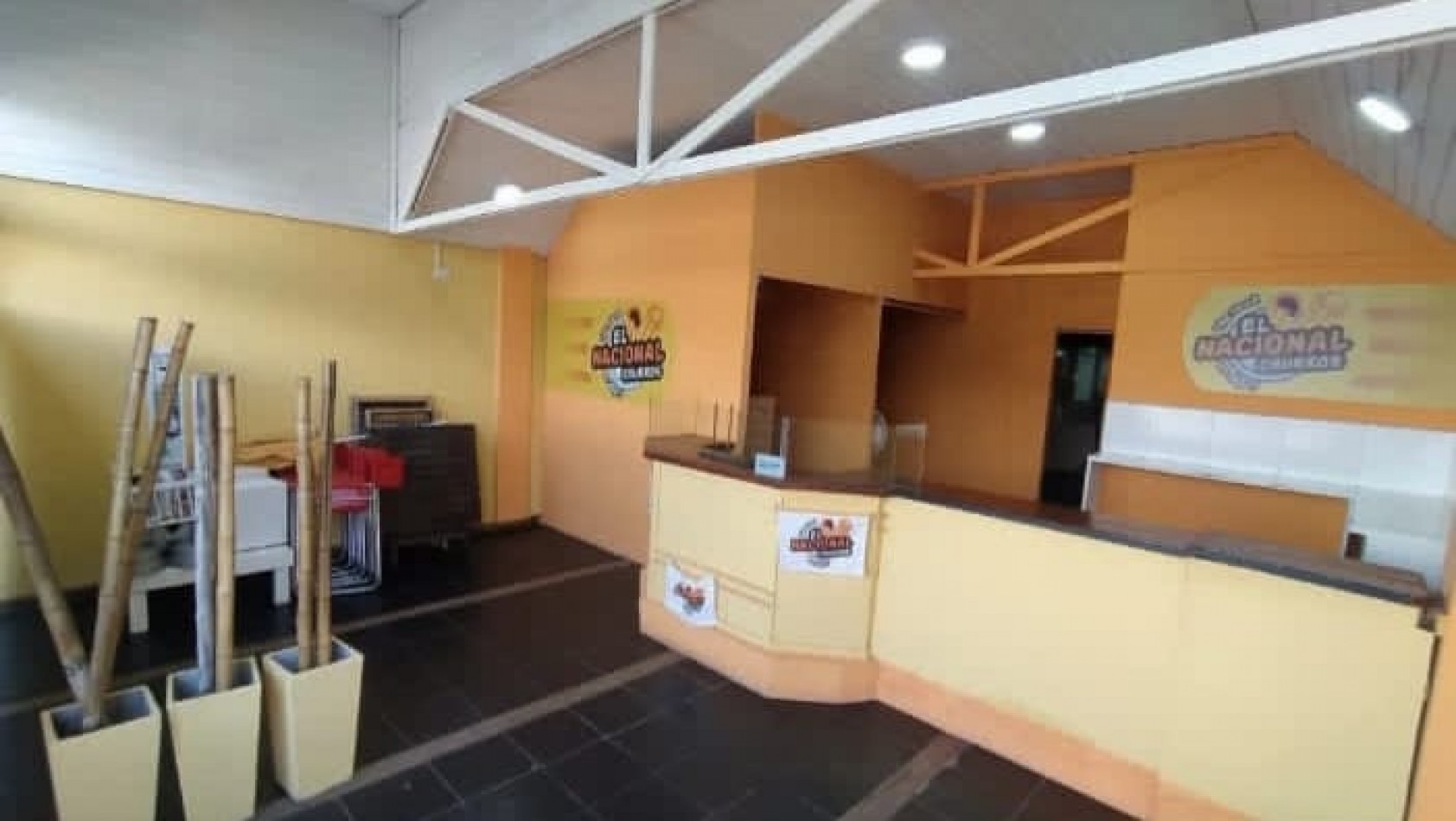 venta de excelente local en Villa Gesell