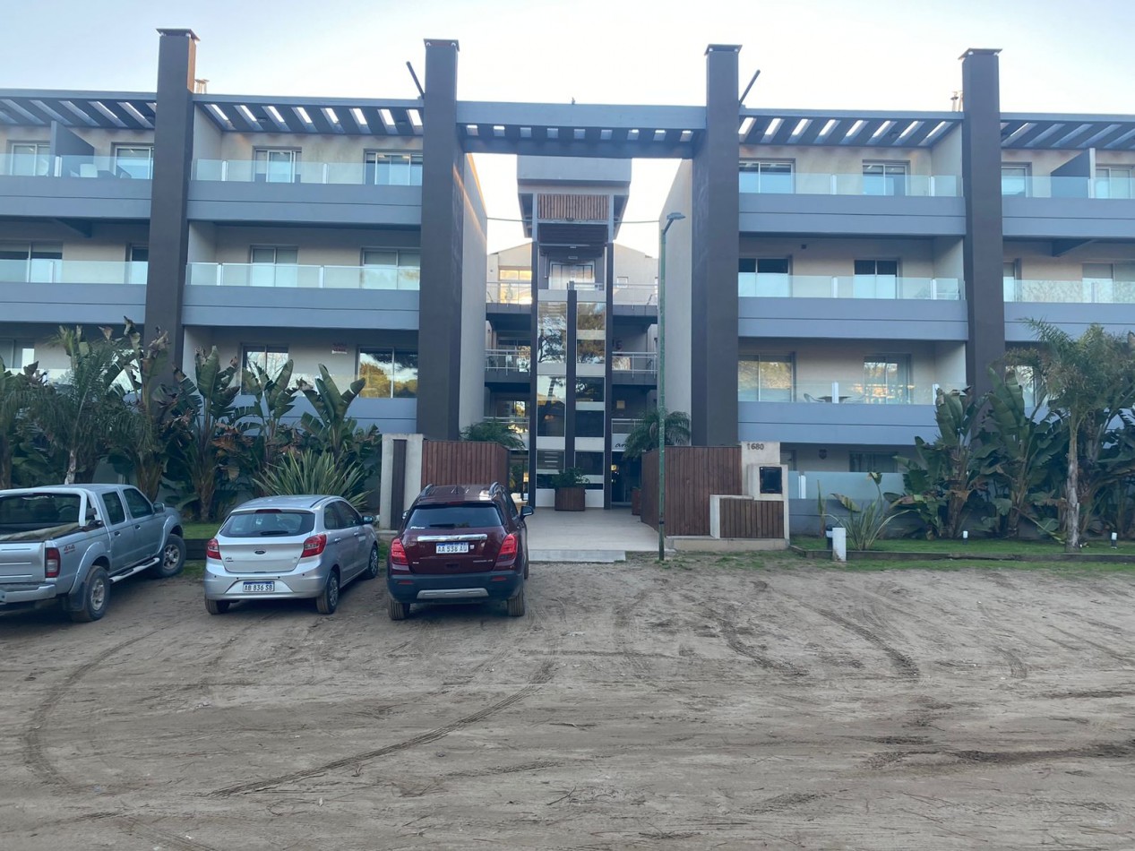 Venta de departamento en complejo Amarras ,Pinamar  oportunidad !