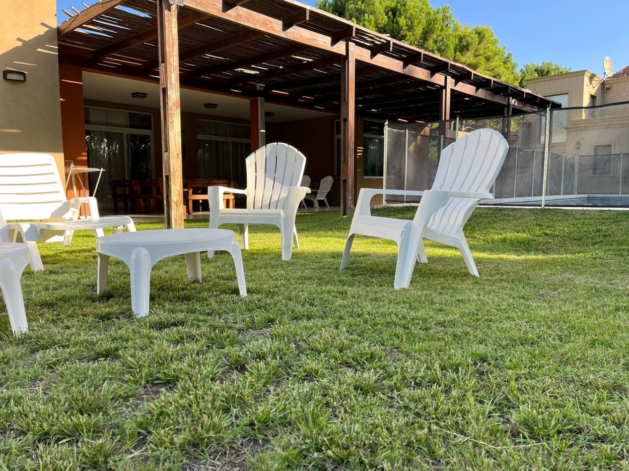 Casa en la Herradura -Pinamar 