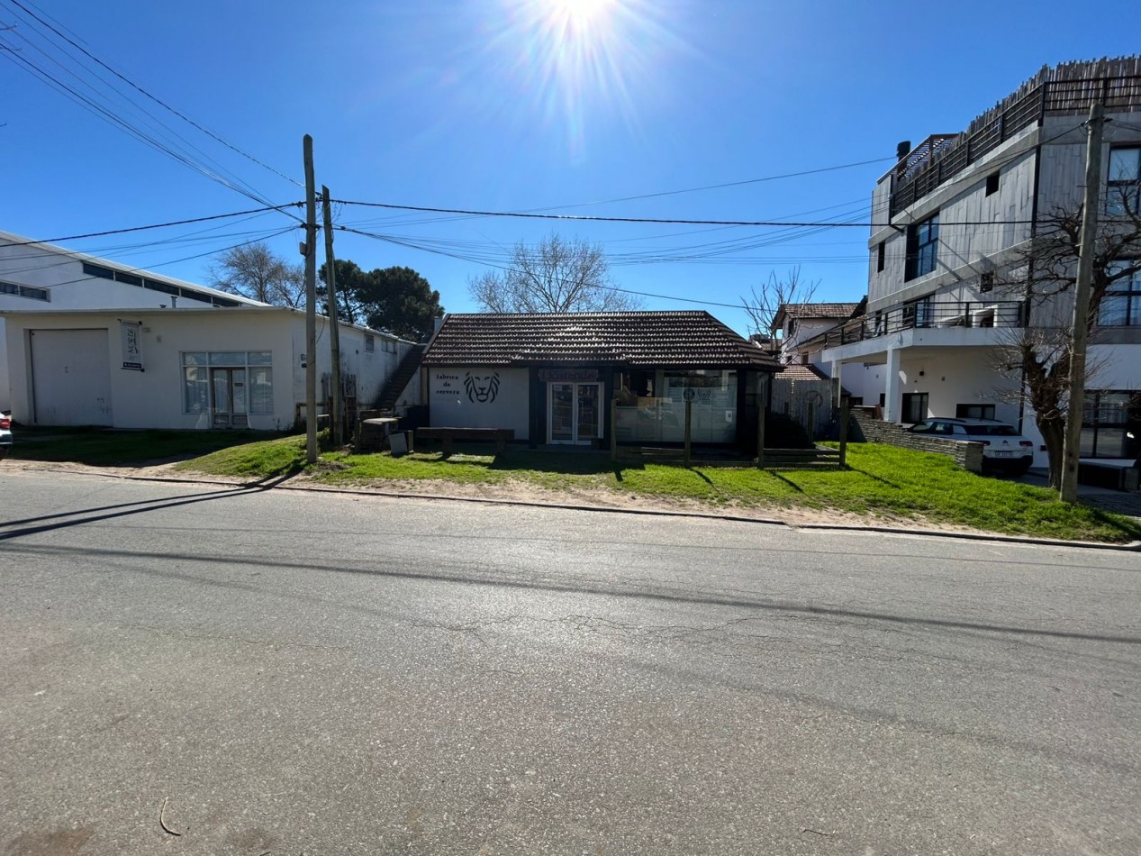 Venta de local en Pinamar 