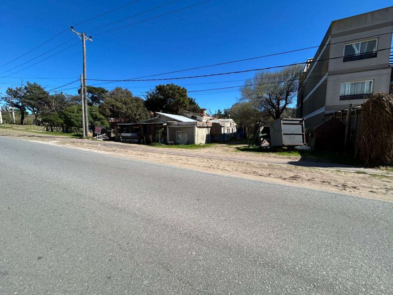 Venta lote multifamiliar  en mar de ostende a dos cuadras del mar -oportunidad 