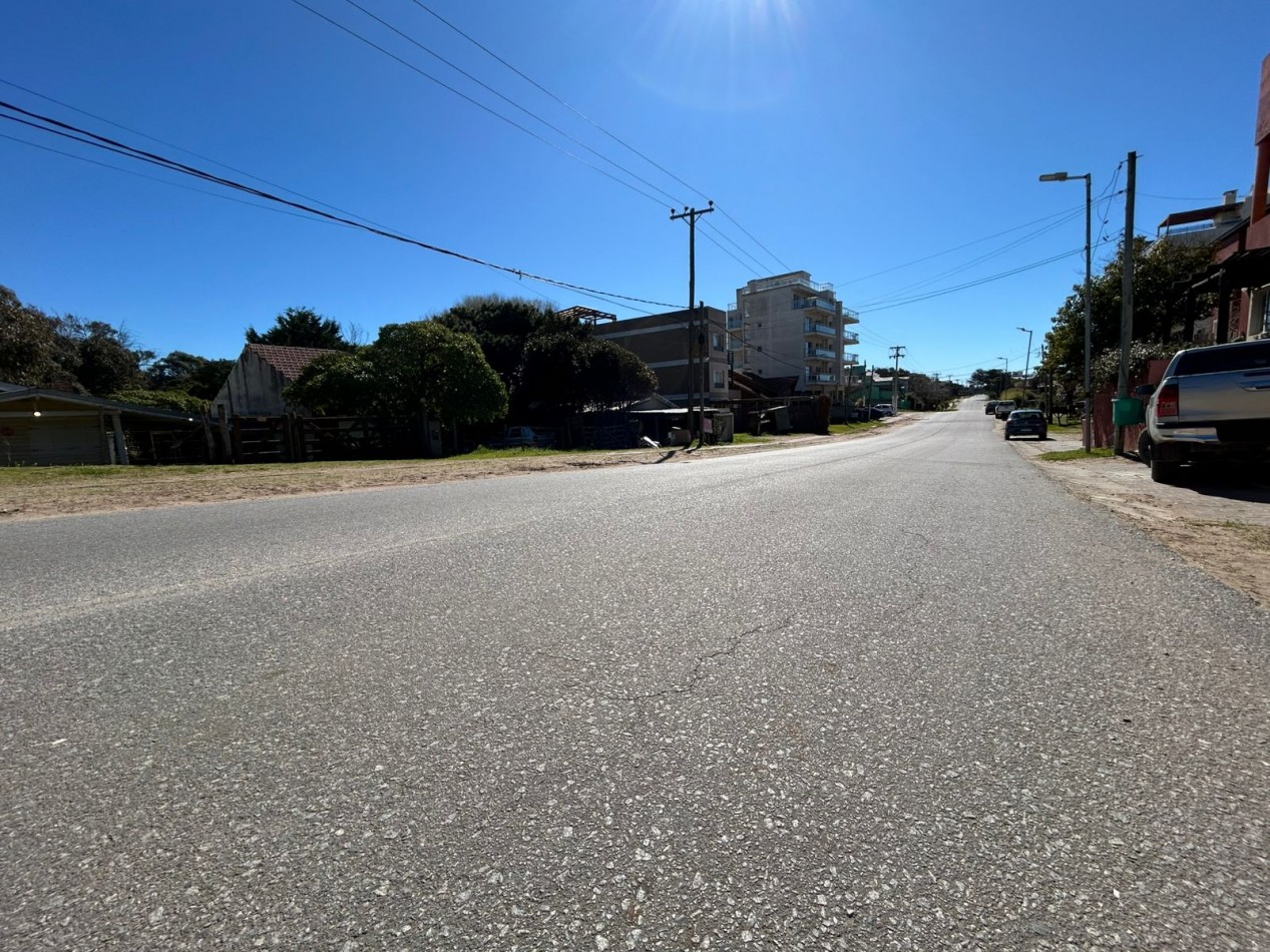 Venta lote multifamiliar  en mar de ostende a dos cuadras del mar -oportunidad 