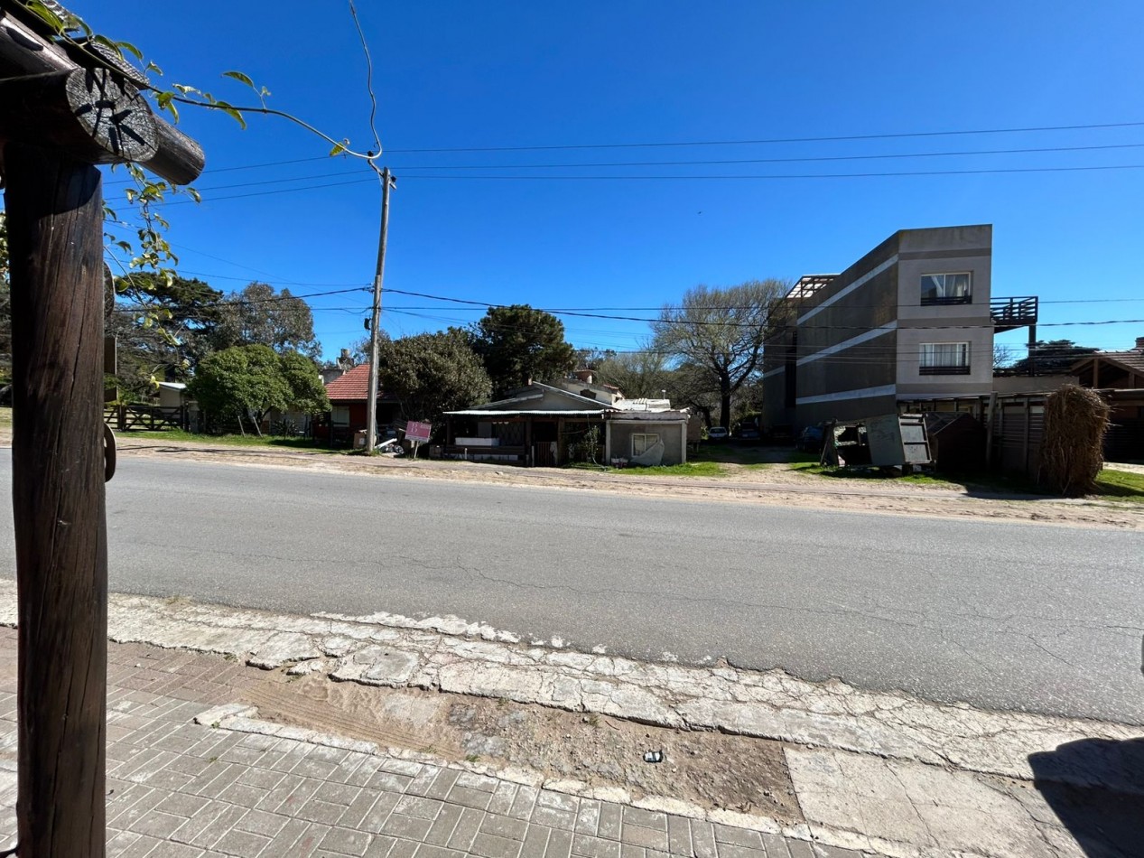 Venta lote multifamiliar  en mar de ostende a dos cuadras del mar -oportunidad 