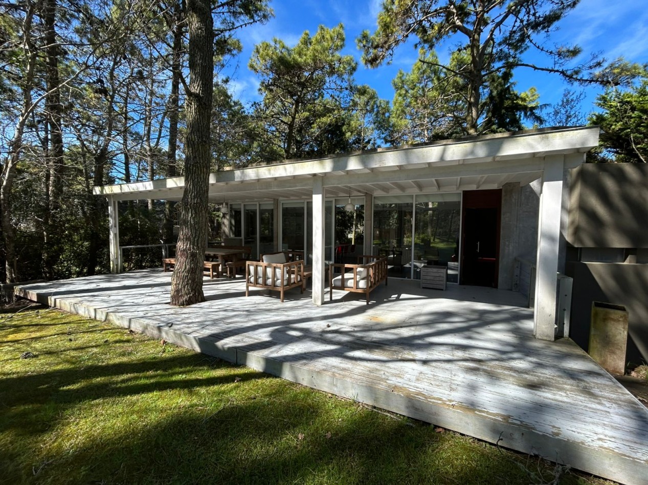 Casa en alquiler en Carilo 