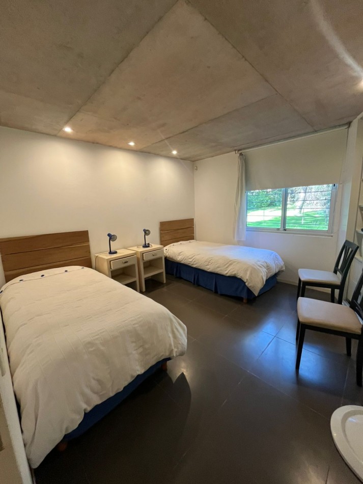 Casa en alquiler en Carilo 