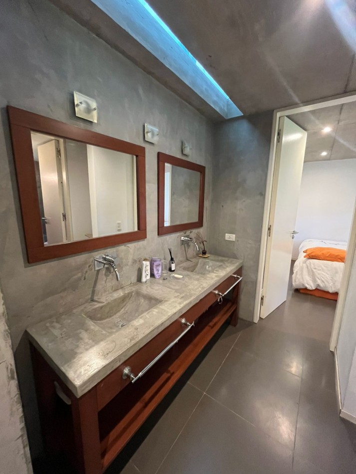 Casa en alquiler en Carilo 