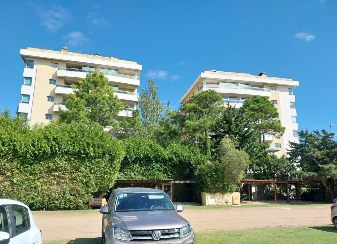 TRIPLEX EN VENTA PINAMAR 