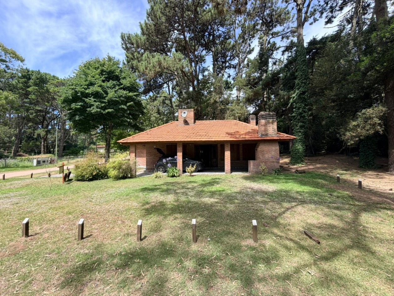 VENTA DE CASA EN VALERIA DEL MAR 