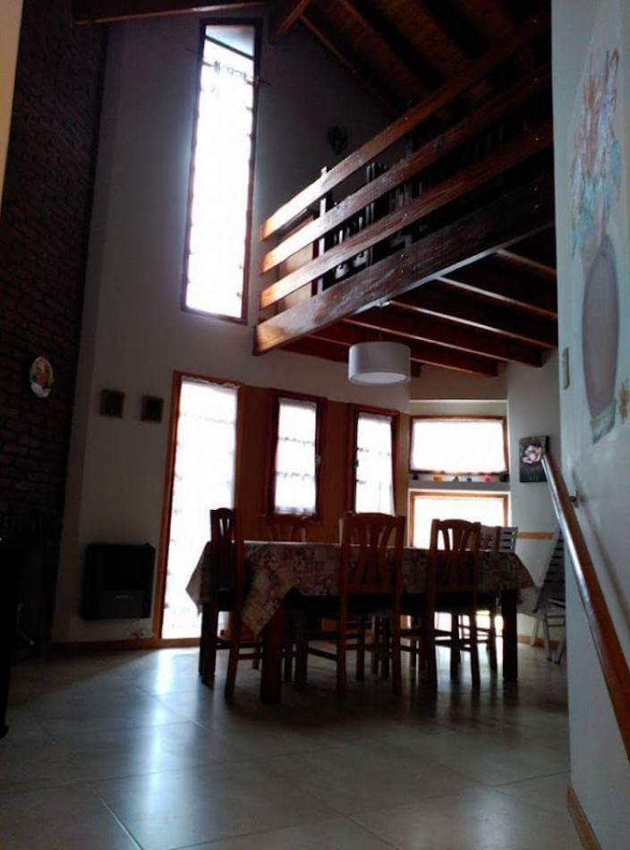 VENTA DE CHALET - DUPLEX   SOBRE CORBETA CEFIRO  VALERIA DEL MAR