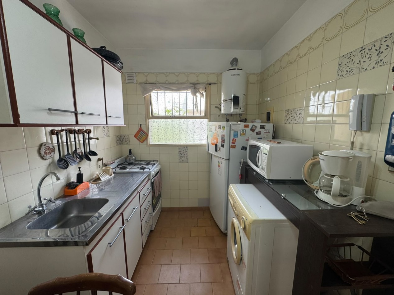 Venta de amplio monoambiente en el centro de Pinamar