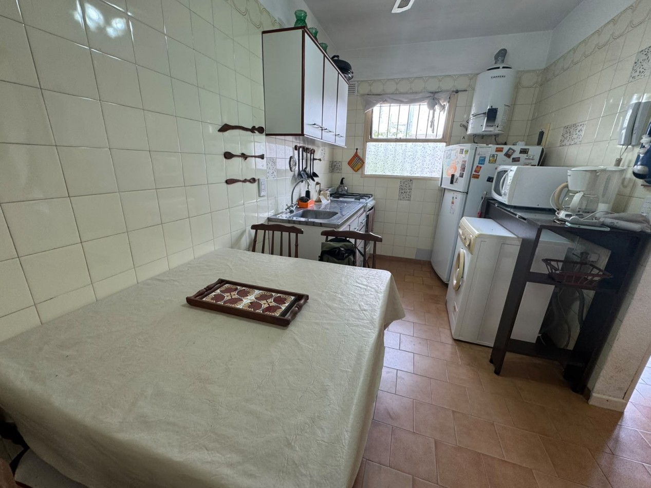 Venta de amplio monoambiente en el centro de Pinamar