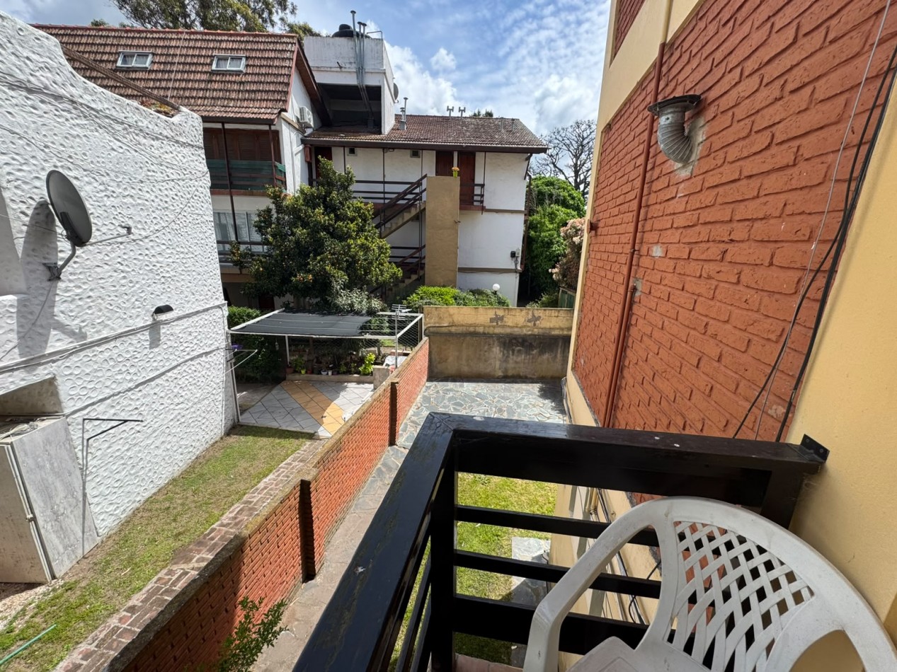 Venta de amplio monoambiente en el centro de Pinamar