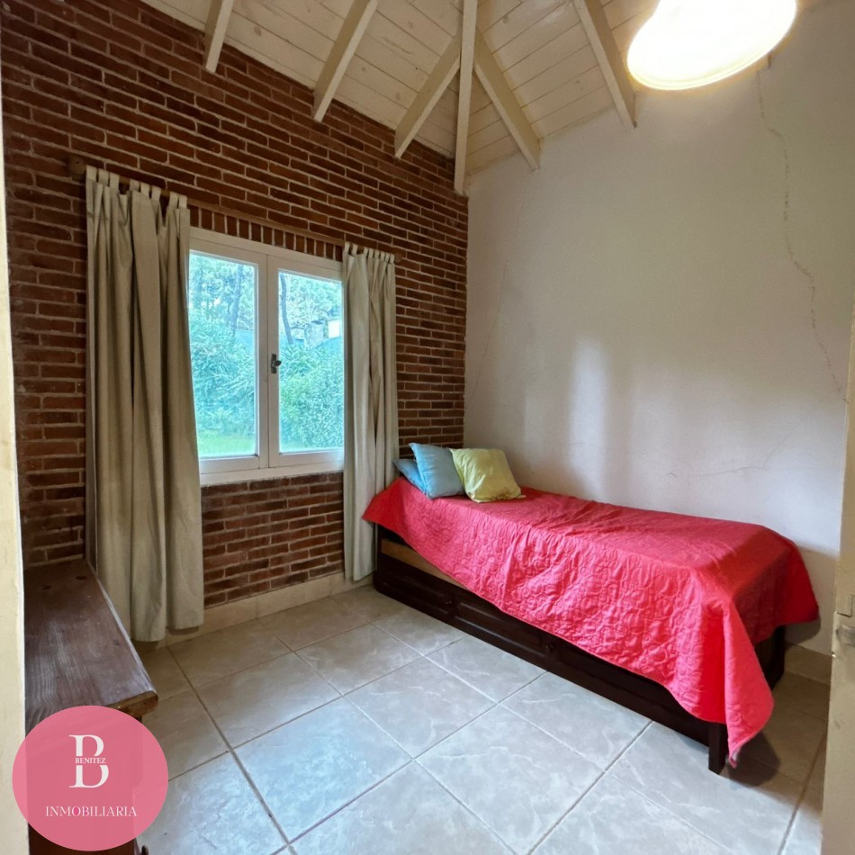 Alquiler casa en pinamar Norte :casa amplia para 10 personas cerca del mar