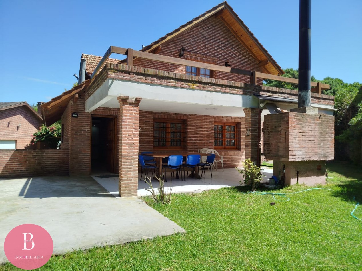 Alquiler temporario Pinamar -casa para 10 personas en zona tridente 