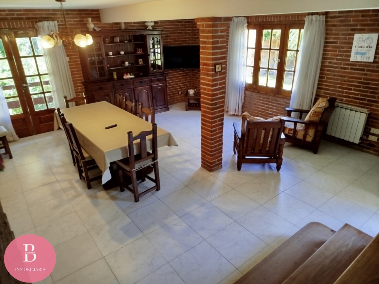 Alquiler temporario Pinamar -casa para 10 personas en zona tridente 