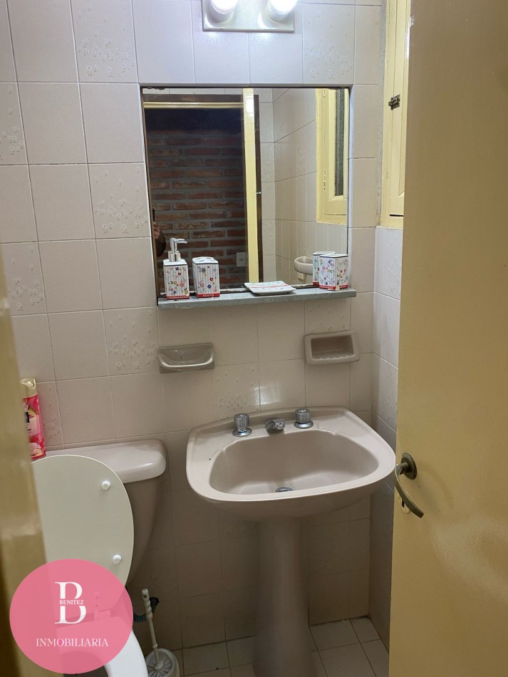 casa 3 dormitorios en esquina -excelente ubicacion en valeria del mar 
