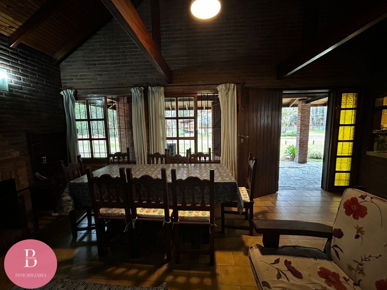 casa 3 dormitorios en esquina -excelente ubicacion en valeria del mar 