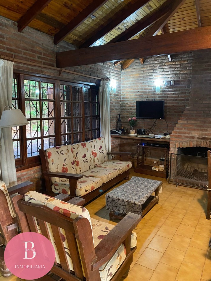 casa 3 dormitorios en esquina -excelente ubicacion en valeria del mar 
