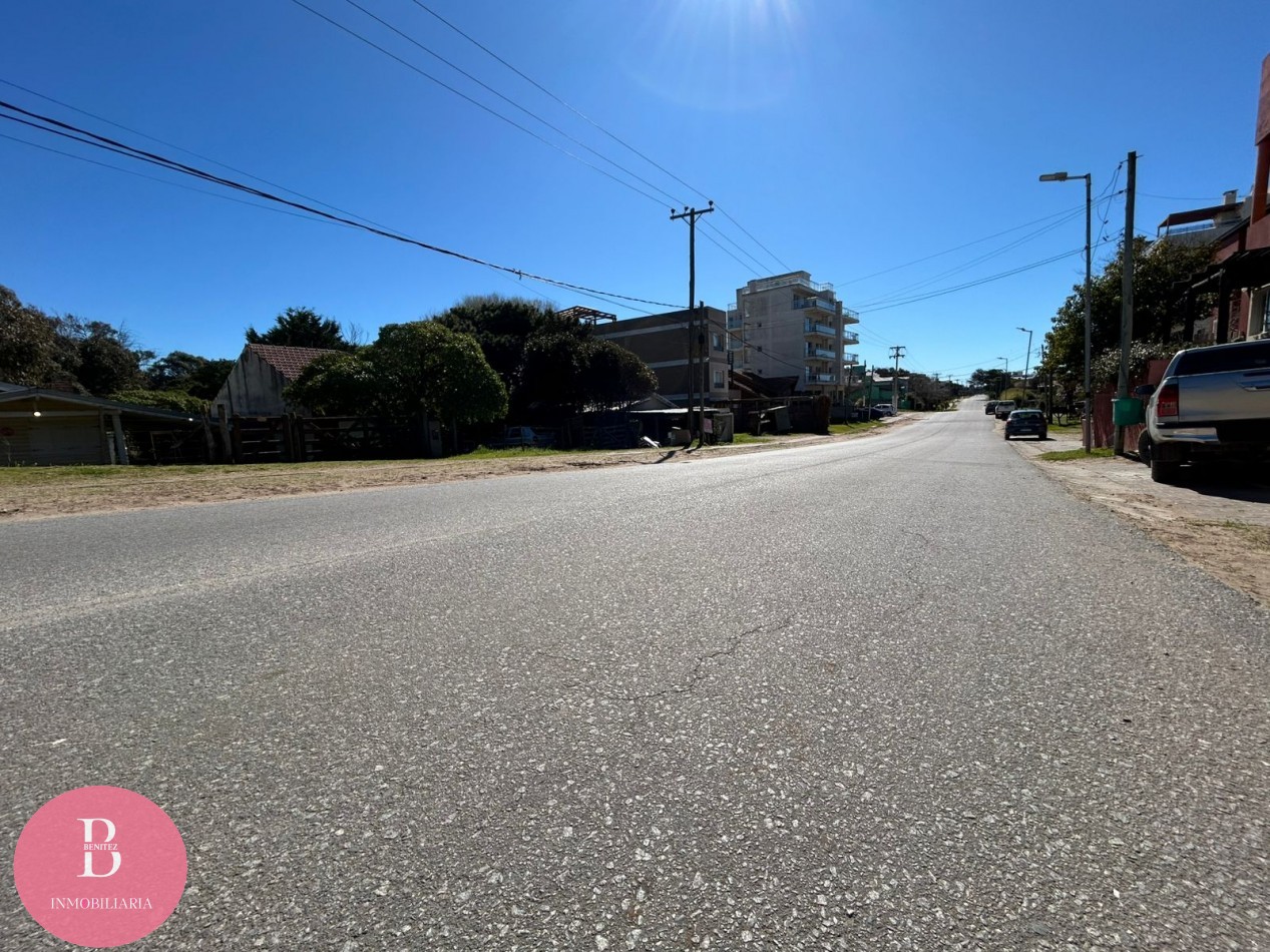 Venta lote multifamiliar en mar de ostende a dos cuadras del mar -oportunidad 