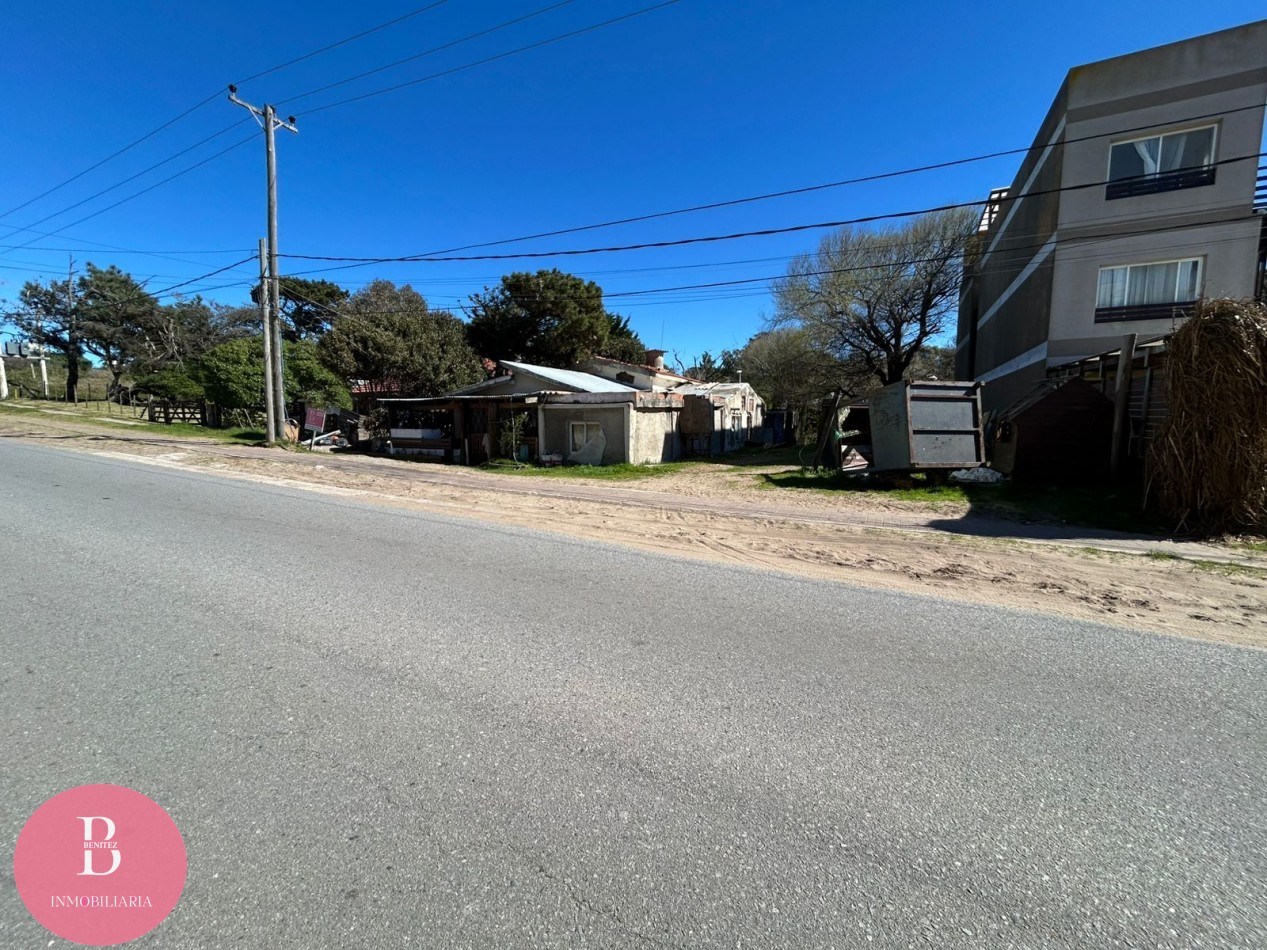 Venta lote multifamiliar en mar de ostende a dos cuadras del mar -oportunidad 