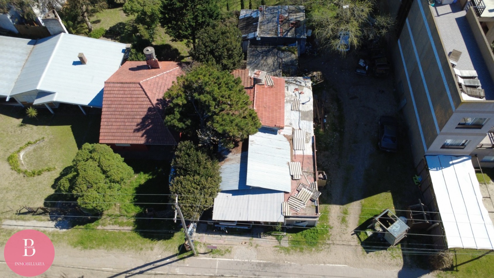 Venta lote multifamiliar en mar de ostende a dos cuadras del mar -oportunidad 