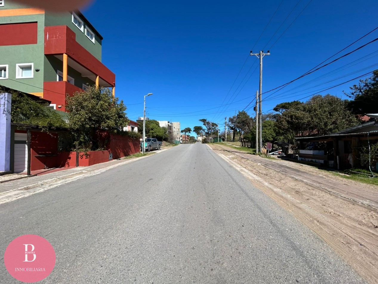 Venta lote multifamiliar en mar de ostende a dos cuadras del mar -oportunidad 