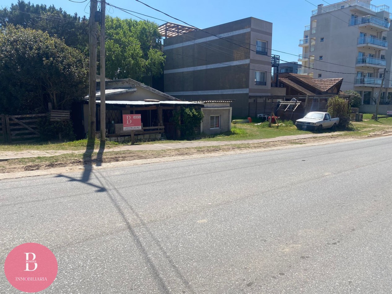 Venta lote multifamiliar en mar de ostende a dos cuadras del mar -oportunidad 