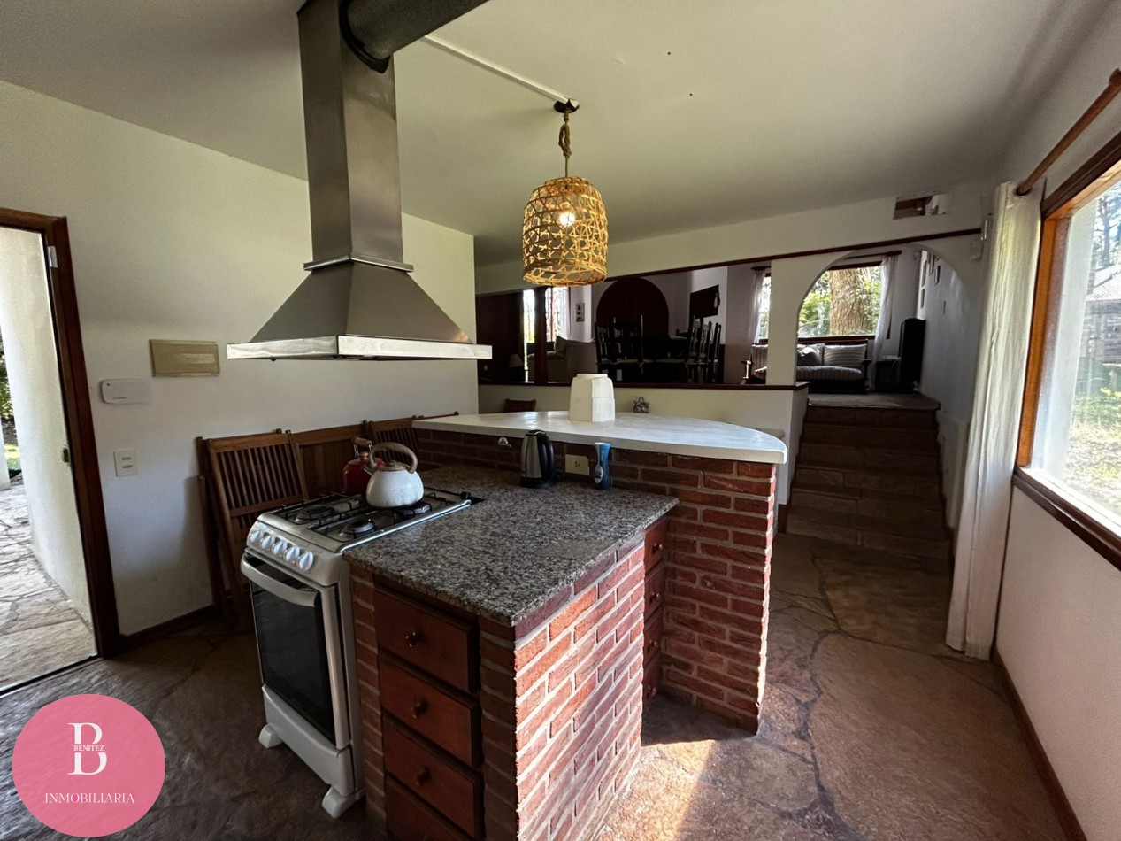 Casa en venta en Carilo -financiacion 