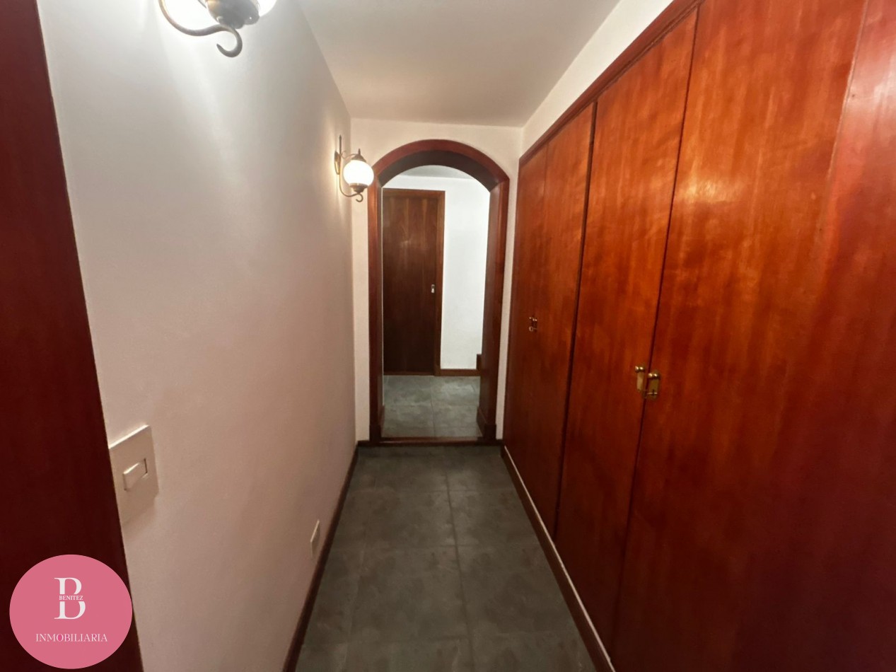 CASA EN VENTA EN LA MEJOR ZONA DE PINAMAR - OPORTUNIDAD 