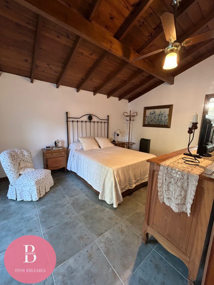 CASA EN VENTA EN LA MEJOR ZONA DE PINAMAR - OPORTUNIDAD 