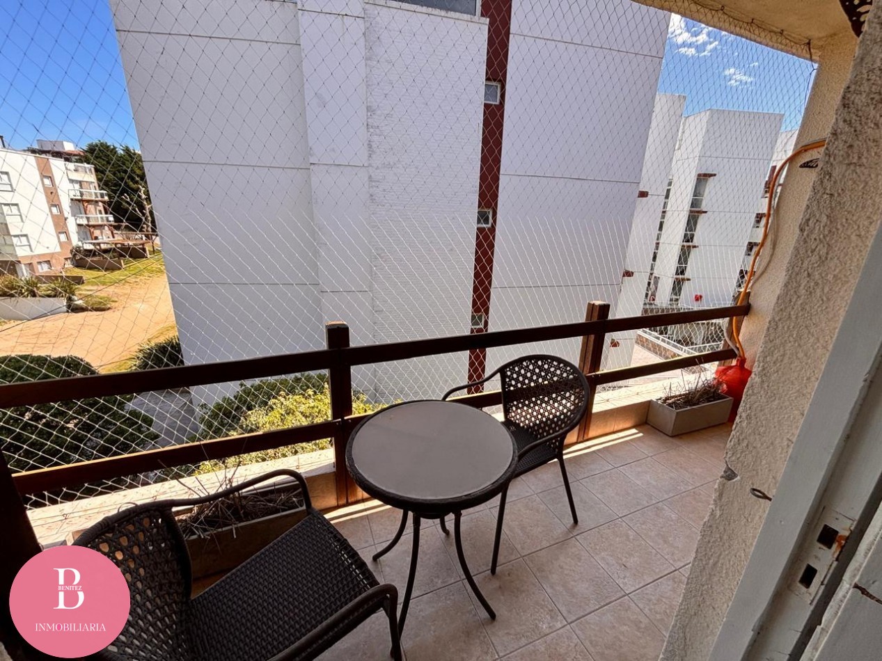 Venta De Departamento 3 Ambientes a una cuadra del mar 