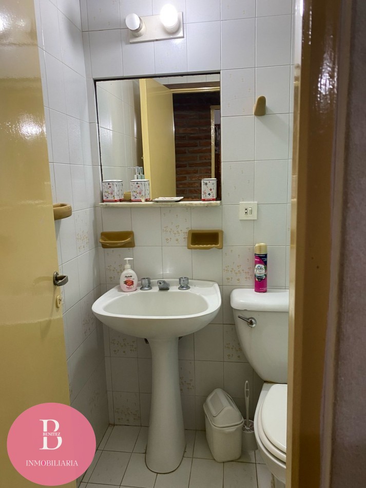 casa 3 dormitorios en esquina -excelente ubicacion en valeria del mar 