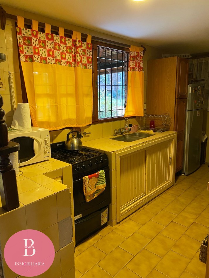 casa 3 dormitorios en esquina -excelente ubicacion en valeria del mar 