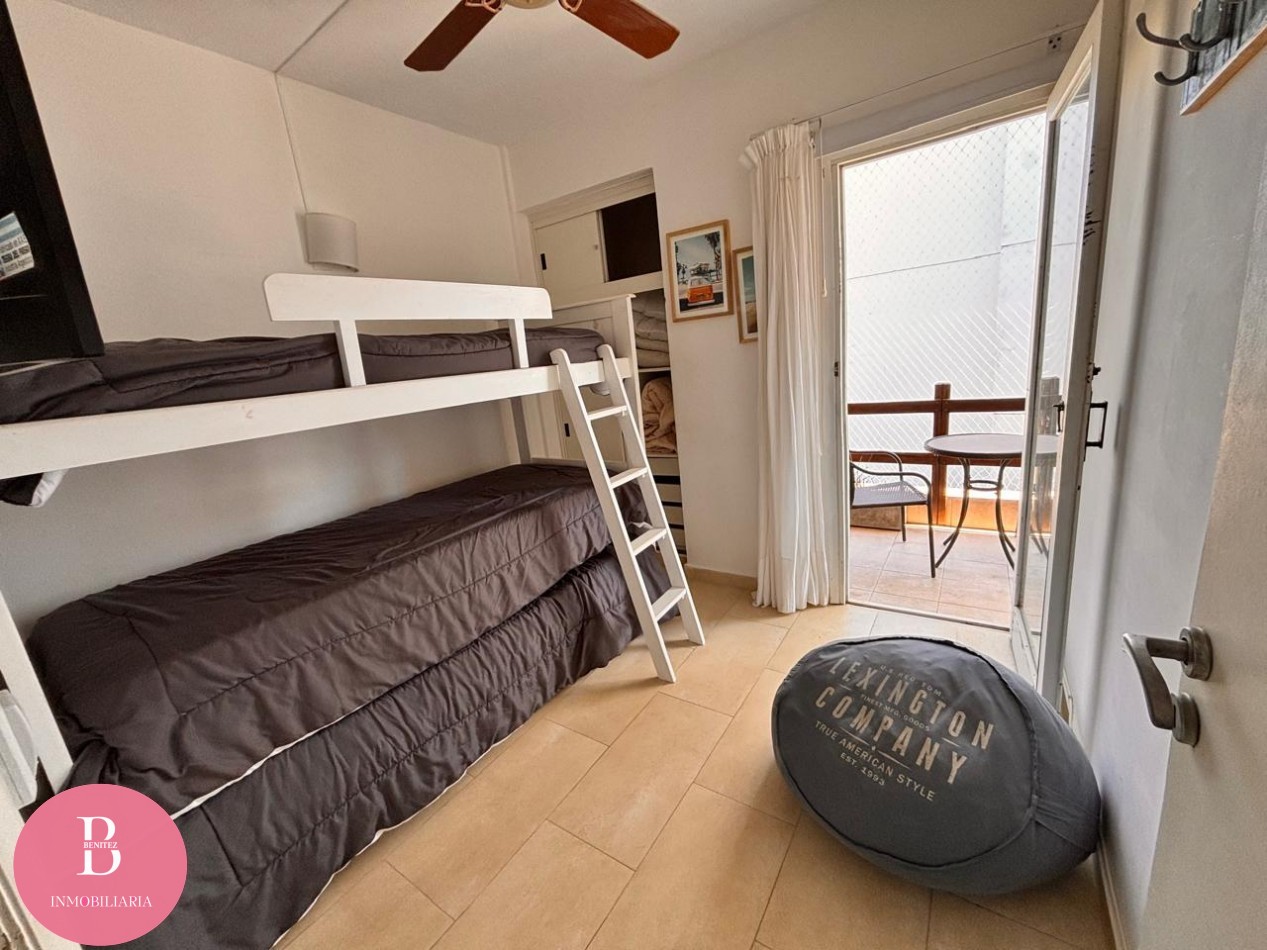 Venta De Departamento 3 Ambientes a una cuadra del mar 