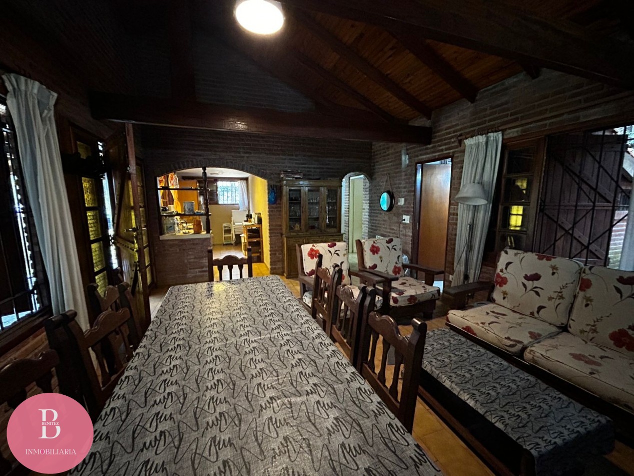 casa 3 dormitorios en esquina -excelente ubicacion en valeria del mar 