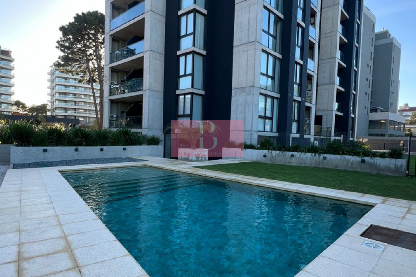Pinamar Hollywood Residences