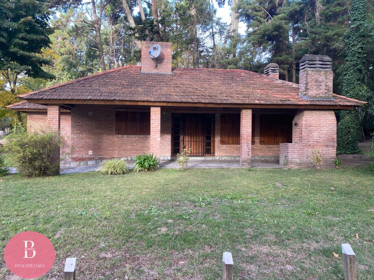 casa 3 dormitorios en esquina -excelente ubicacion en valeria del mar 