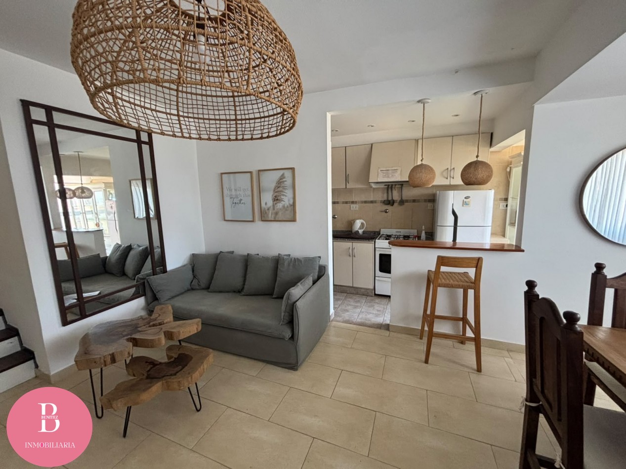 Venta De Departamento 3 Ambientes a una cuadra del mar 