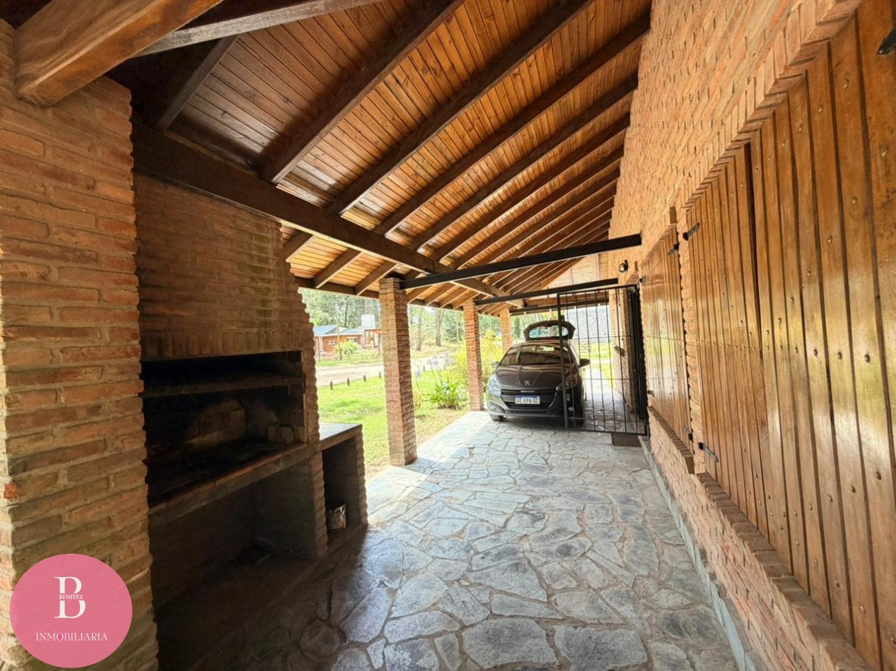 casa 3 dormitorios en esquina -excelente ubicacion en valeria del mar 