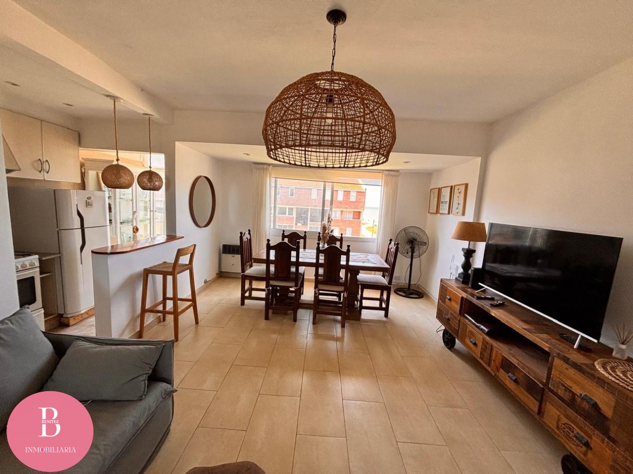 Venta De Departamento 3 Ambientes a una cuadra del mar 