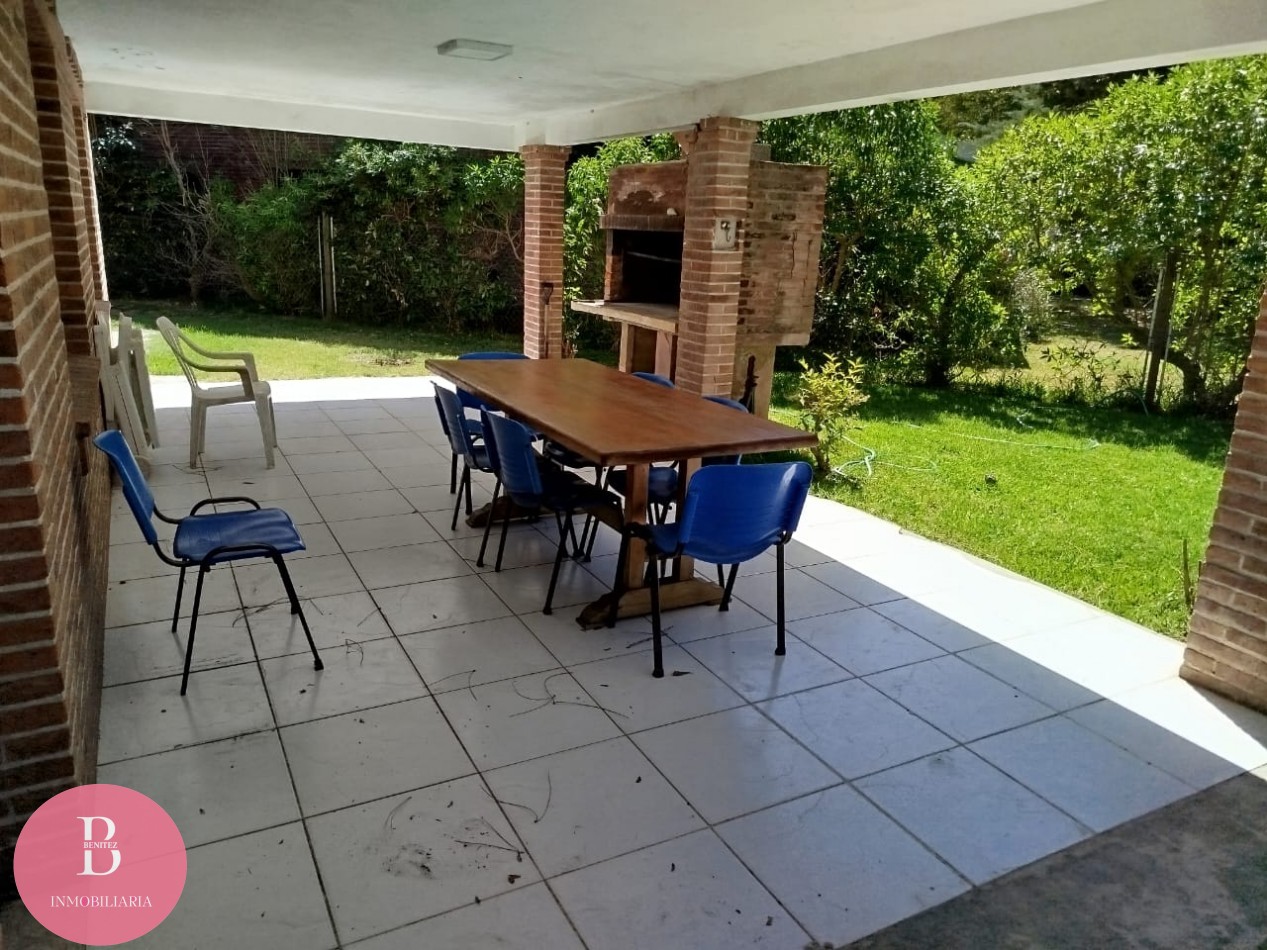 Alquiler temporario Pinamar -casa para 10 personas en zona tridente 