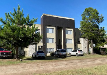 VENTA DE DEPARTAMENTO EN  PINAMAR ZONA COLEGIO TIERRAS DEL SUR 