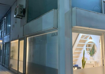 Venta de Local comercial con vivienda en centro de Pinamar